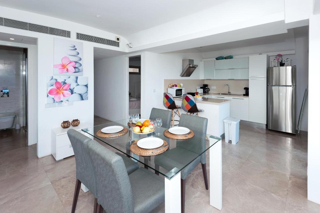 Apartment Marisol - Beachfront Protarász Kültér fotó