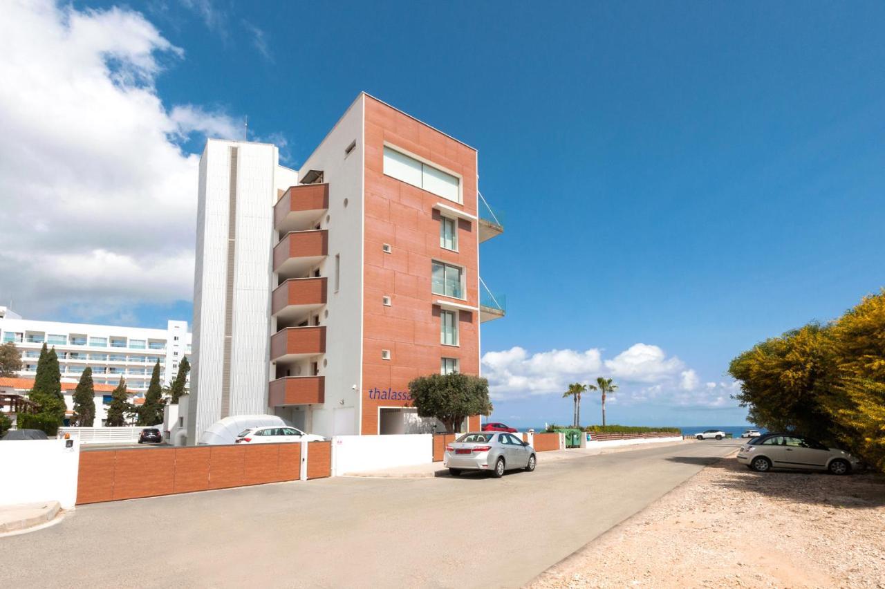 Apartment Marisol - Beachfront Protarász Kültér fotó
